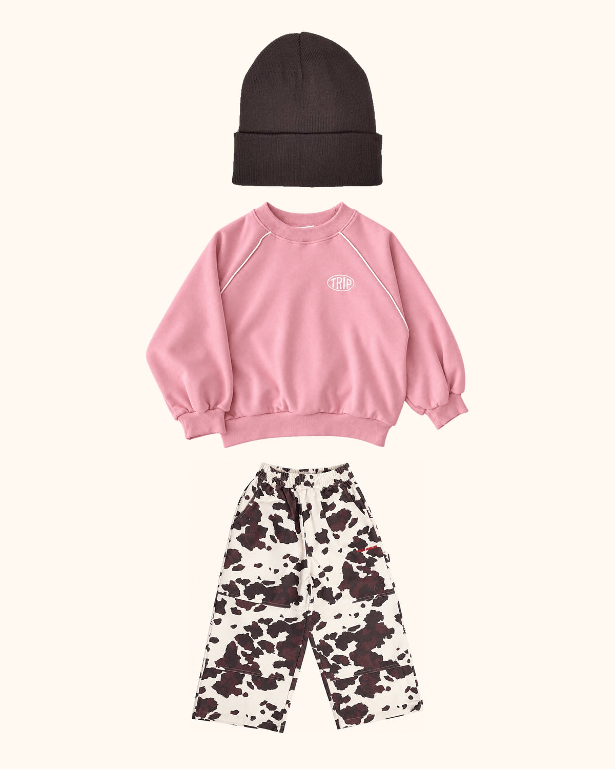 Cow Pink Trip Mini Look – originale Produkte auf einheitlichem Hintergrund