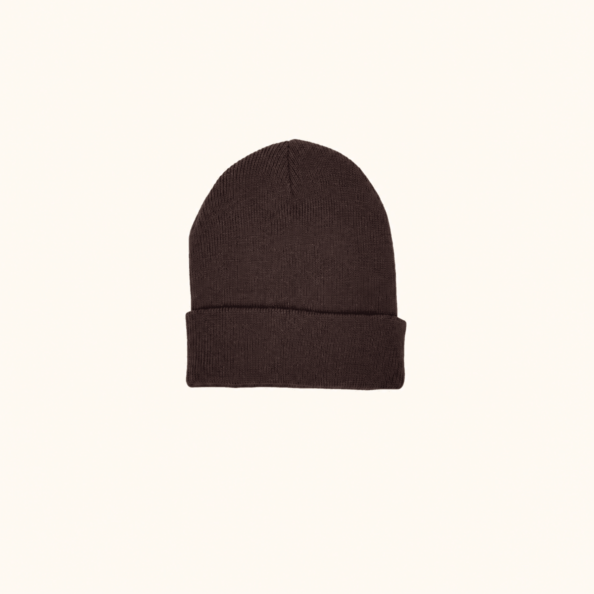 Colour Pop Beanie Brown auf warmem beigem Hintergrund