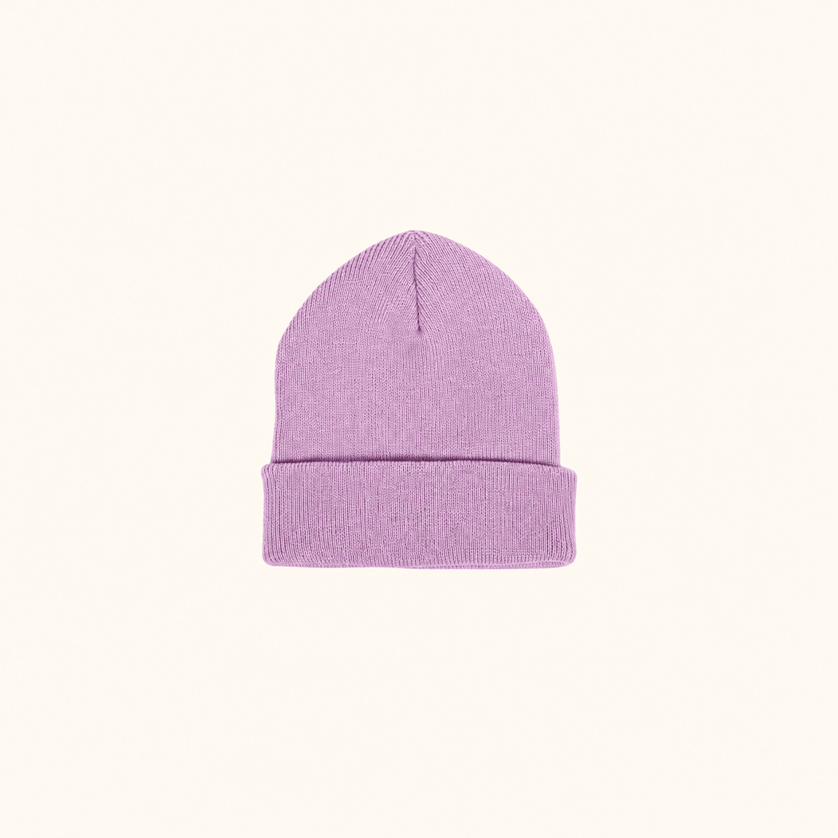 Colour Pop Beanie Light Purple auf warmem beigem Hintergrund