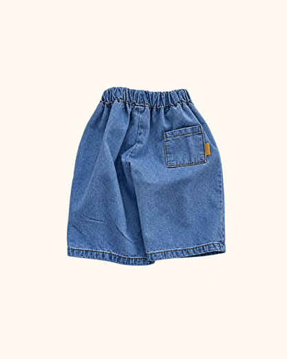 Jeans in blauw en beige, achteraanzicht