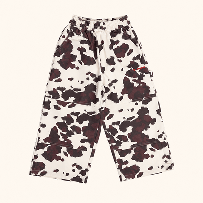 Cow Pants Kinderhose mit Kuhmuster von Hello Harlow