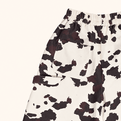 Cow Pants Kinderhose mit Kuhmuster von Hello Harlow
